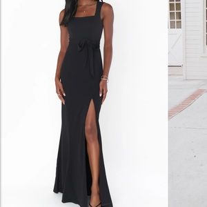Show me your mumu Paris gown black
